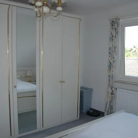 Haus Burmeister Апартаменты *